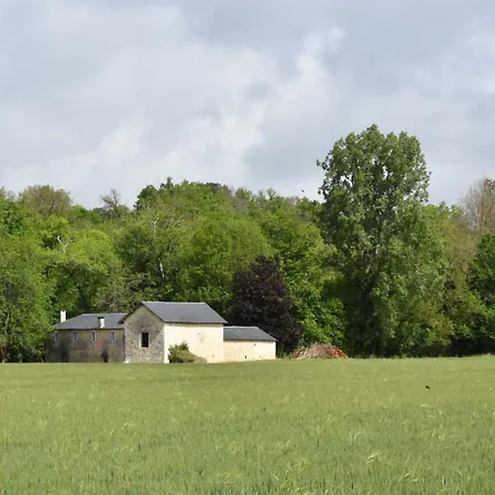 Joli Hebergement De Caractere En Bord De Riviere Saint-Vincent-sur-l'Isle Exterior photo